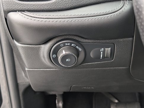 Used 2022 Dodge Durango GT image 18