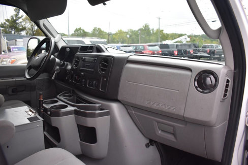 Used 2014 Ford E-150 and Econoline 150 w/ Power Group image 51