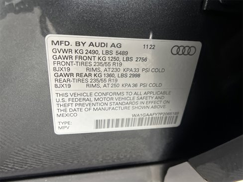 Used 2023 Audi Q5 2.0T Premium w/ Convenience Package image 33