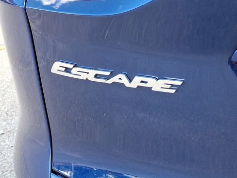 Used 2013 Ford Escape SE image 31