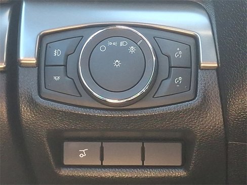 Used 2019 Ford Explorer XLT w/ Equipment Group 202A image 27