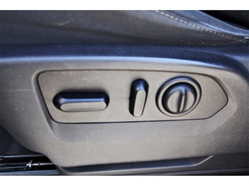 Used 2020 Chevrolet Silverado 1500 LT w/ Texas Edition image 30