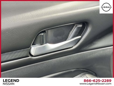 Used 2024 Nissan Altima 2.5 SV image 14