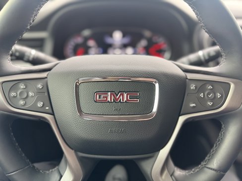 Used 2023 GMC Acadia AT4 w/ Technology Package image 12