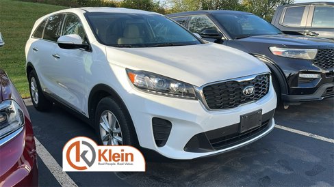 Used 2019 Kia Sorento LX image 2