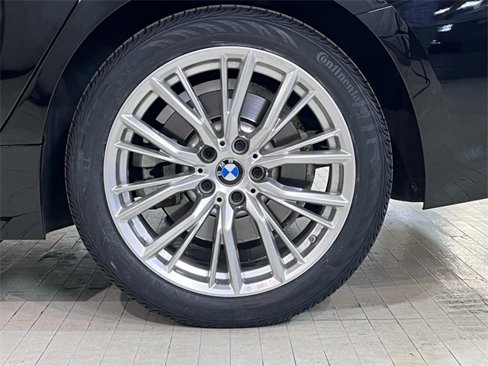 Used 2023 BMW 330i xDrive Sedan w/ Driving Assistance Package image 14