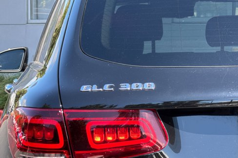 Used 2022 Mercedes-Benz GLC 300 4MATIC image 12