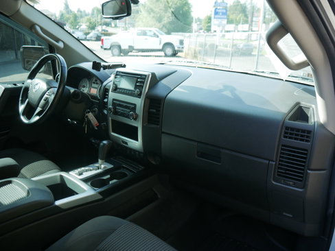 Used 2013 Nissan Titan PRO-4X image 31