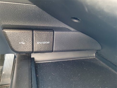 Used 2023 Toyota Camry LE image 19