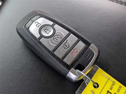 Used 2022 Ford Explorer Limited w/ Equipment Group 301A image 27
