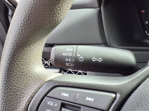 Used 2023 Honda Accord EX image 18