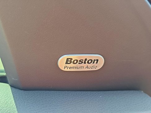 Used 2006 Chrysler 300 C w/ Navigation & Sound Group II image 28