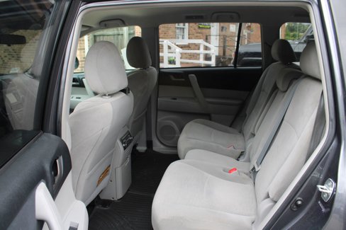 Used 2013 Toyota Highlander 4WD image 16