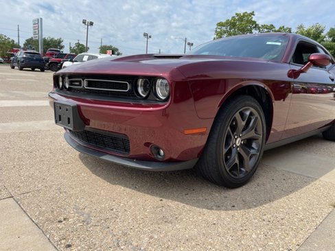 Used 2017 Dodge Challenger SXT Plus image 15
