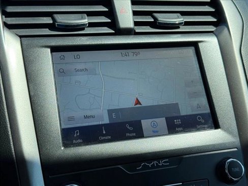 Used 2020 Ford Fusion SE image 14