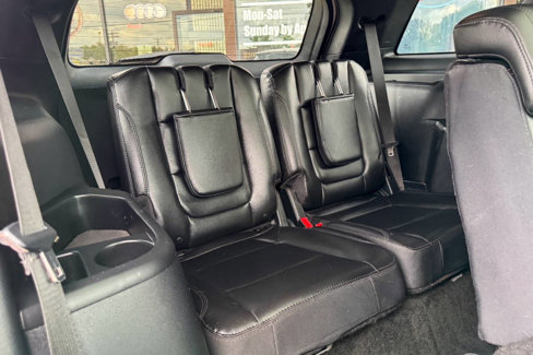 Used 2018 Ford Explorer XLT w/ Equipment Group 202A image 16