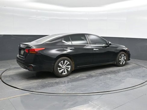 Used 2022 Nissan Altima 2.5 S image 3