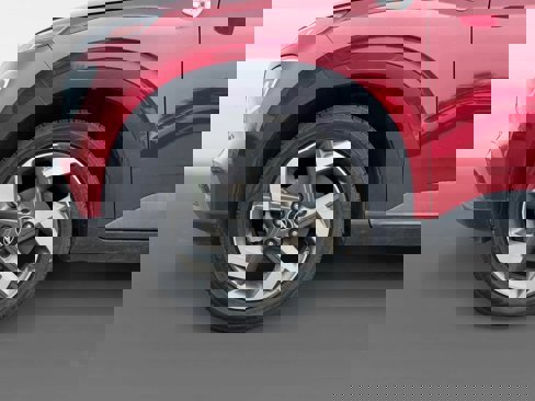 Certified 2021 Hyundai Venue SEL image 9