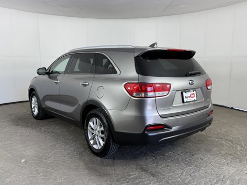 Used 2016 Kia Sorento LX w/ LX Convenience Package image 5