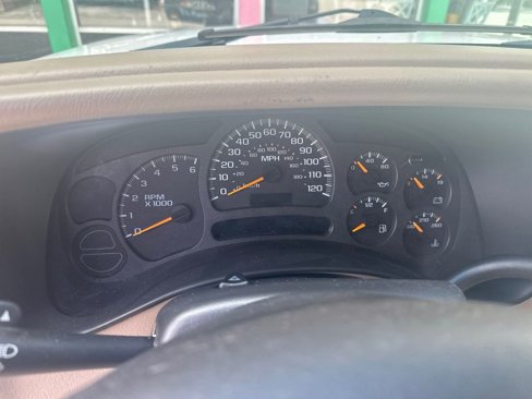 Used 2003 Chevrolet Tahoe LT image 13