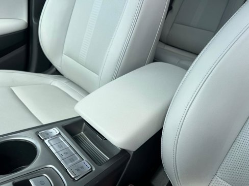 Used 2023 Hyundai Kona Limited w/ Cargo Package image 30