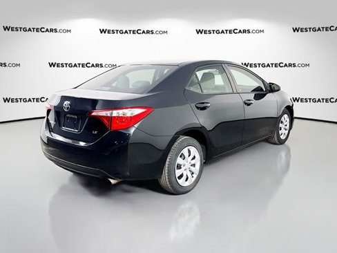 Used 2016 Toyota Corolla LE image 6