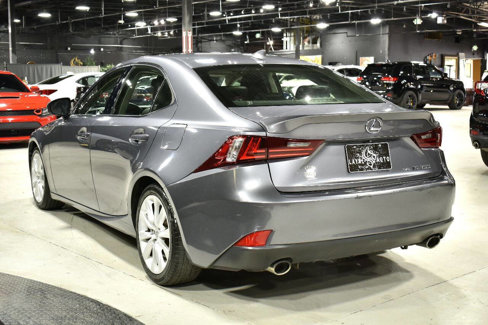 Used 2016 Lexus IS 300 AWD image 7