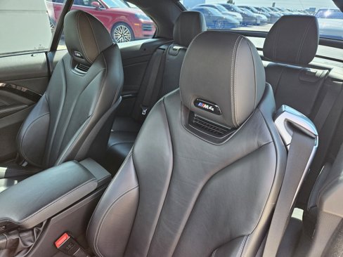 Used 2020 BMW M4 Convertible image 6