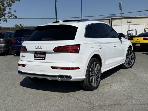 Used 2018 Audi SQ5 Premium Plus w/ Navigation Package image 8