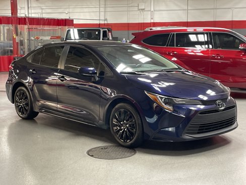 Certified 2024 Toyota Corolla LE image 2