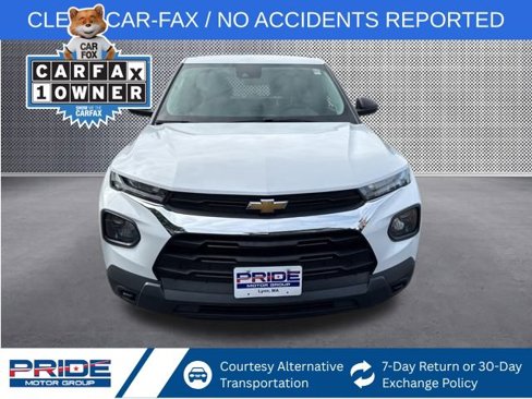 Used 2022 Chevrolet TrailBlazer LS image 2
