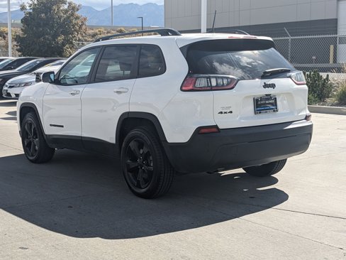 Used 2019 Jeep Cherokee Latitude Plus image 3