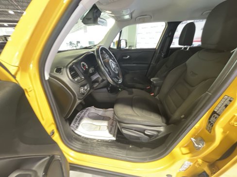 Used 2017 Jeep Renegade Altitude image 25