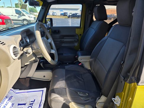 Used 2008 Jeep Wrangler Sahara w/ Dual Top Group image 11