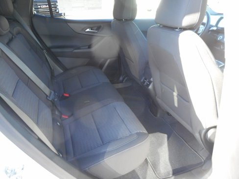 New 2025 Chevrolet Equinox LT w/ Safety and Technology Package image 16