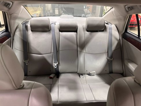 Used 2012 Toyota Avalon Limited image 31