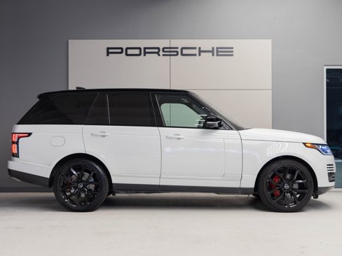 Used 2020 Land Rover Range Rover image 8