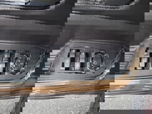 Used 2018 GMC Acadia SLE w/ LPO, Floor Liner Package image 11