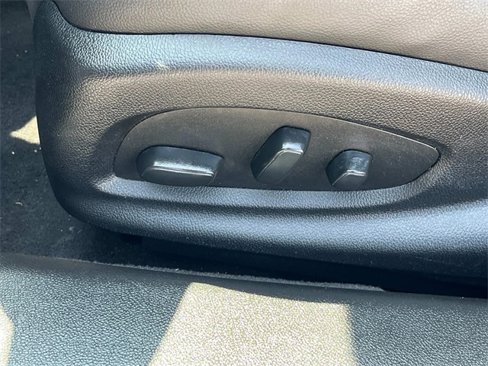 Used 2020 Chevrolet Impala LT w/ LT Convenience Package image 27