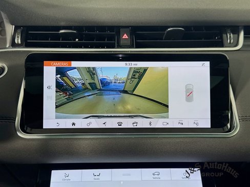 Used 2020 Land Rover Range Rover Evoque SE image 19