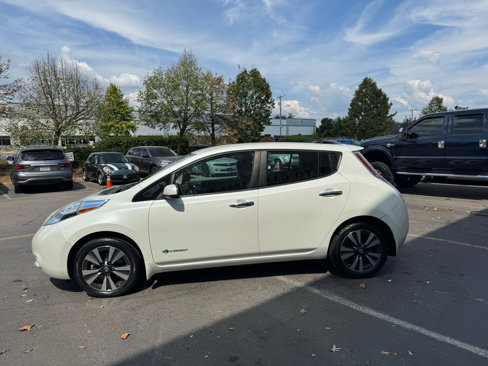 Used 2016 Nissan Leaf SV image 7