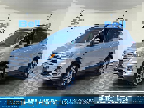 Used 2018 Ford Escape SE image 1
