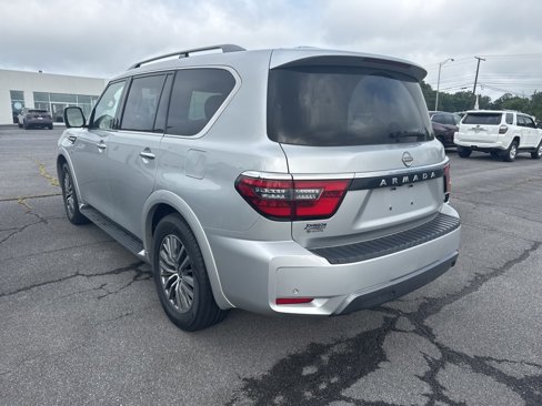 Used 2021 Nissan Armada SL image 2