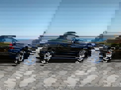 Used 2011 Mercedes-Benz SL 550 image 23