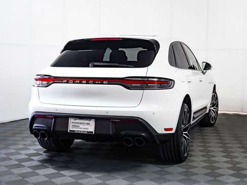 Certified 2023 Porsche Macan image 10