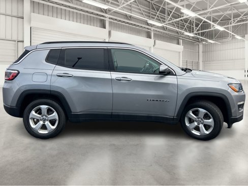 Used 2021 Jeep Compass Latitude w/ Sun and Sound Group image 4