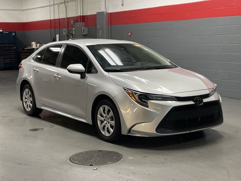 Used 2020 Toyota Corolla LE image 38