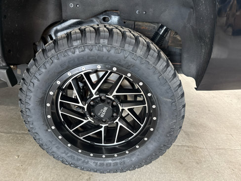 Used 2018 Chevrolet Tahoe LT image 65