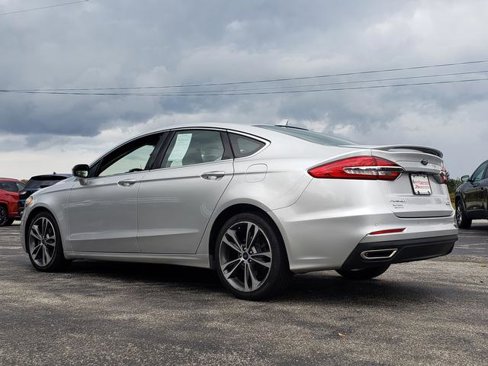 Used 2019 Ford Fusion Titanium image 5