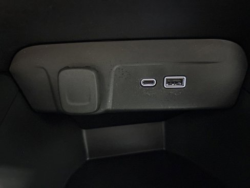 Used 2024 Chevrolet Trax RS w/ Driver Confidence Package image 11